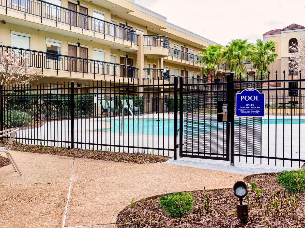 Comfort Suites Baton Rouge South I-10 Bagian luar foto