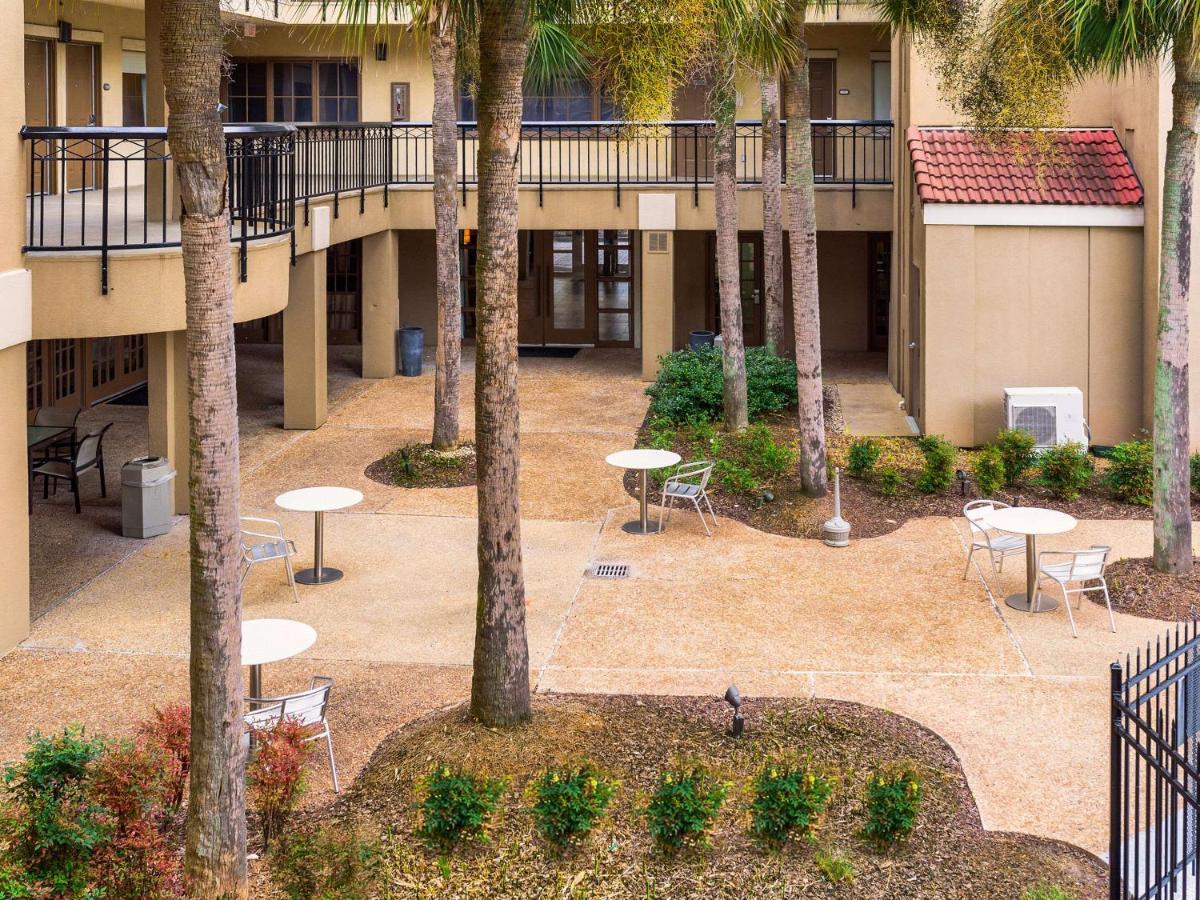 Comfort Suites Baton Rouge South I-10 Bagian luar foto