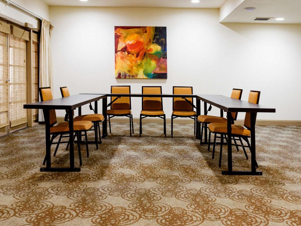 Comfort Suites Baton Rouge South I-10 Bagian luar foto