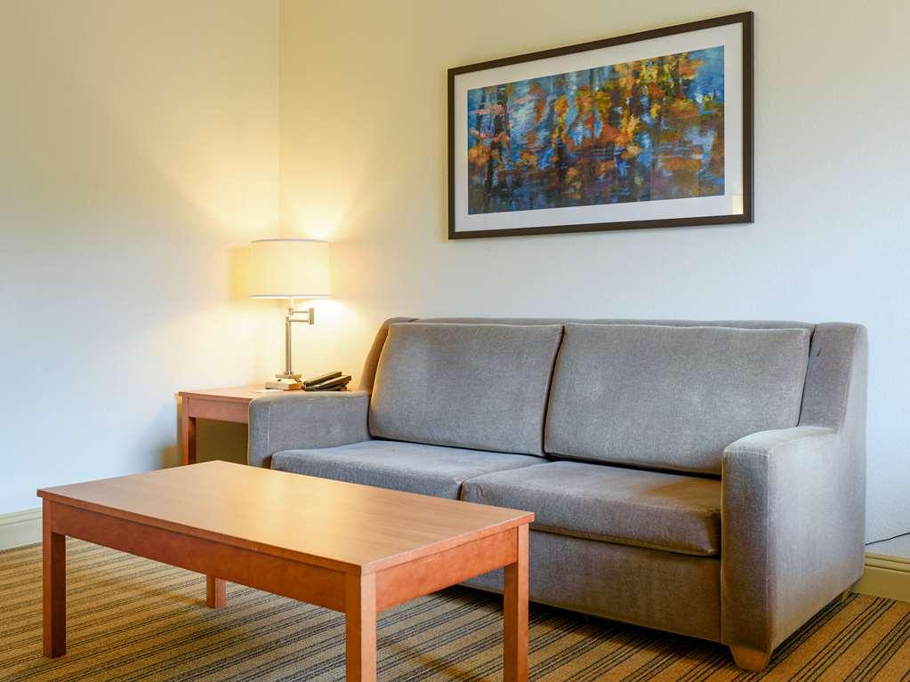 Comfort Suites Baton Rouge South I-10 Ruang foto