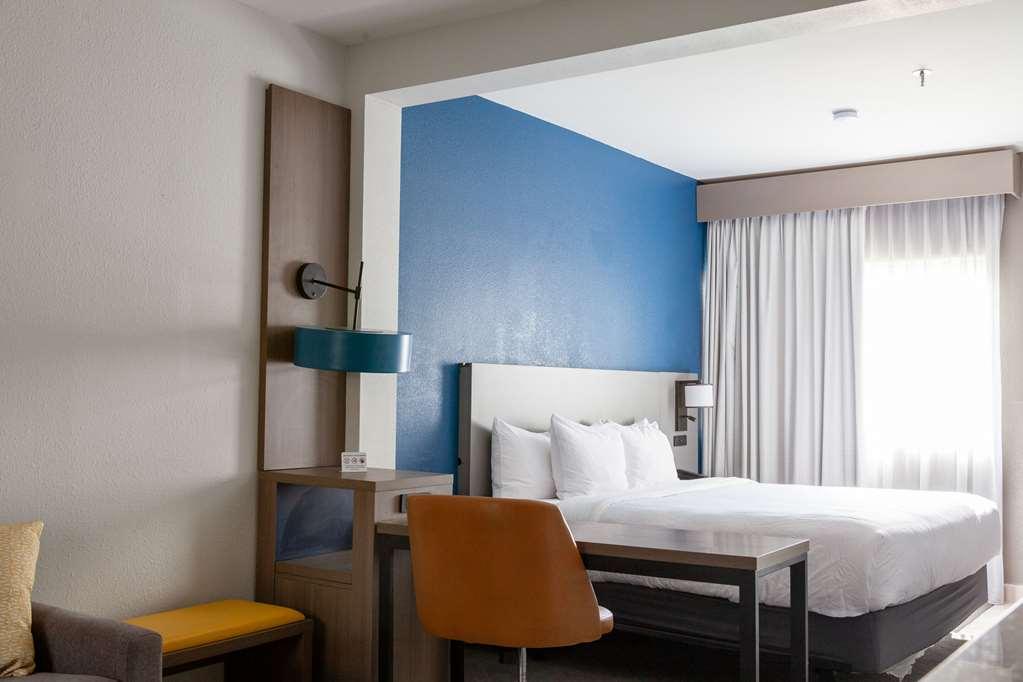 Comfort Suites Baton Rouge South I-10 Ruang foto