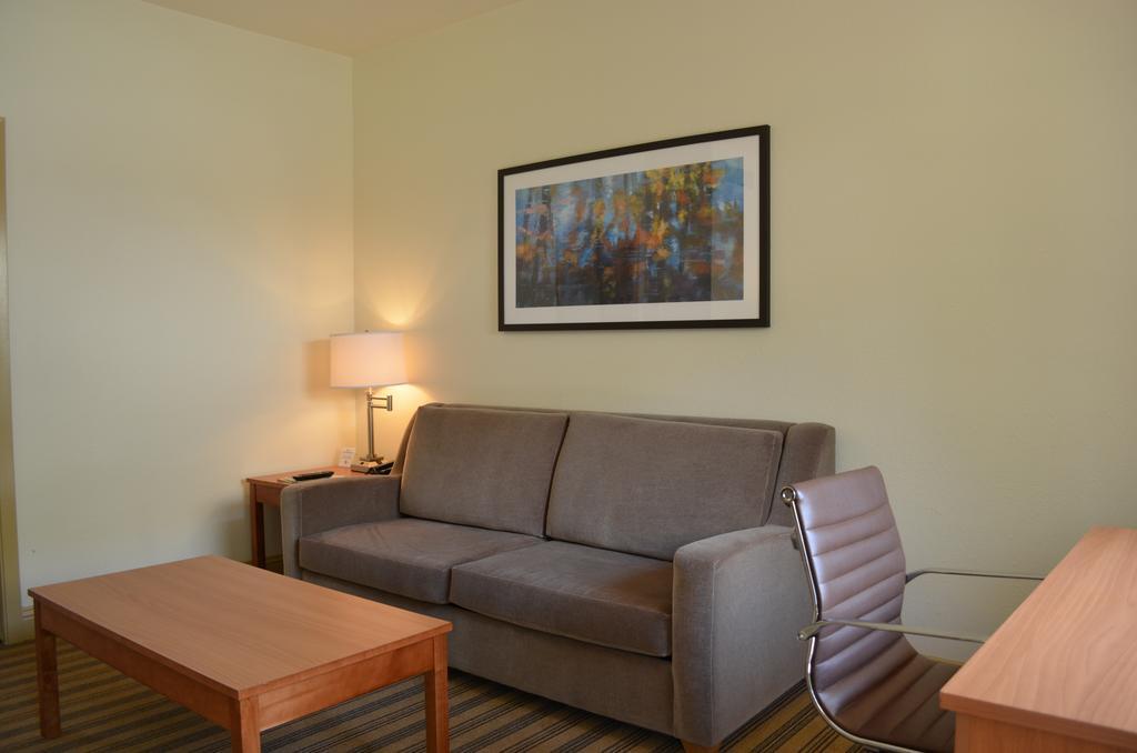 Comfort Suites Baton Rouge South I-10 Bagian luar foto